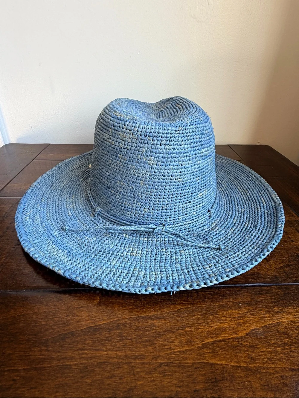 Helen Kaminski Stonewashed Blue 100% Raffia Crochet Fedora Sun Hat Wide Brim OS